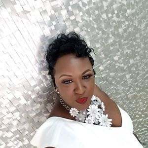 Meet your Posher, Sherie